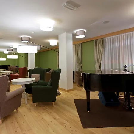 Delle Alpi Otel